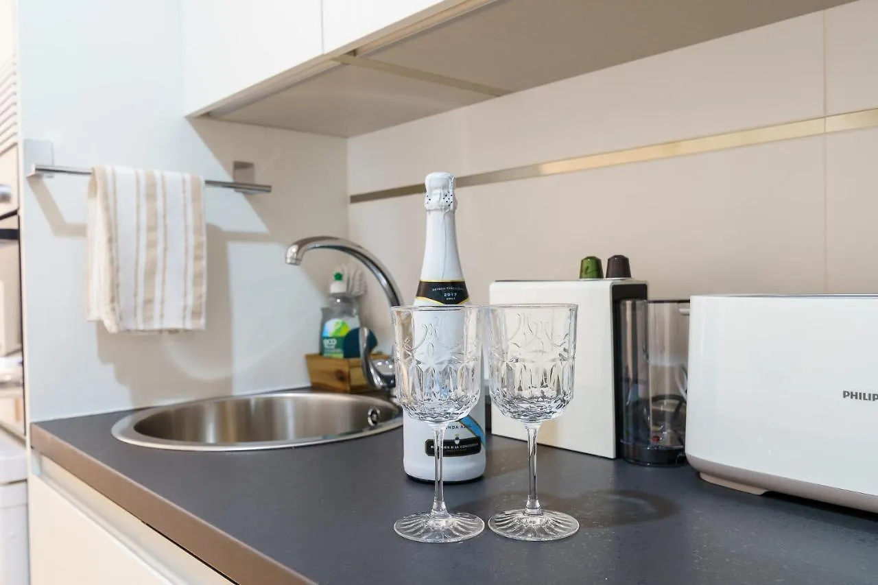Malagasuite Cozy Center Apartment & Parking 0*, 말라가
